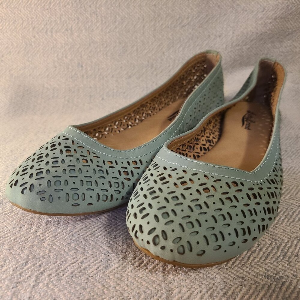 Green leather laser cut Lucky Brand flats size 7M